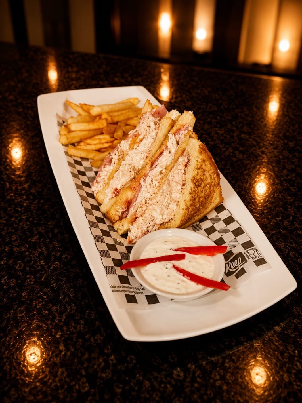 Sándwich mixto con papas